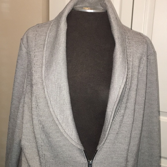 Cabi Drop Off Zip Back Jacket size XL - Picture 2 of 11